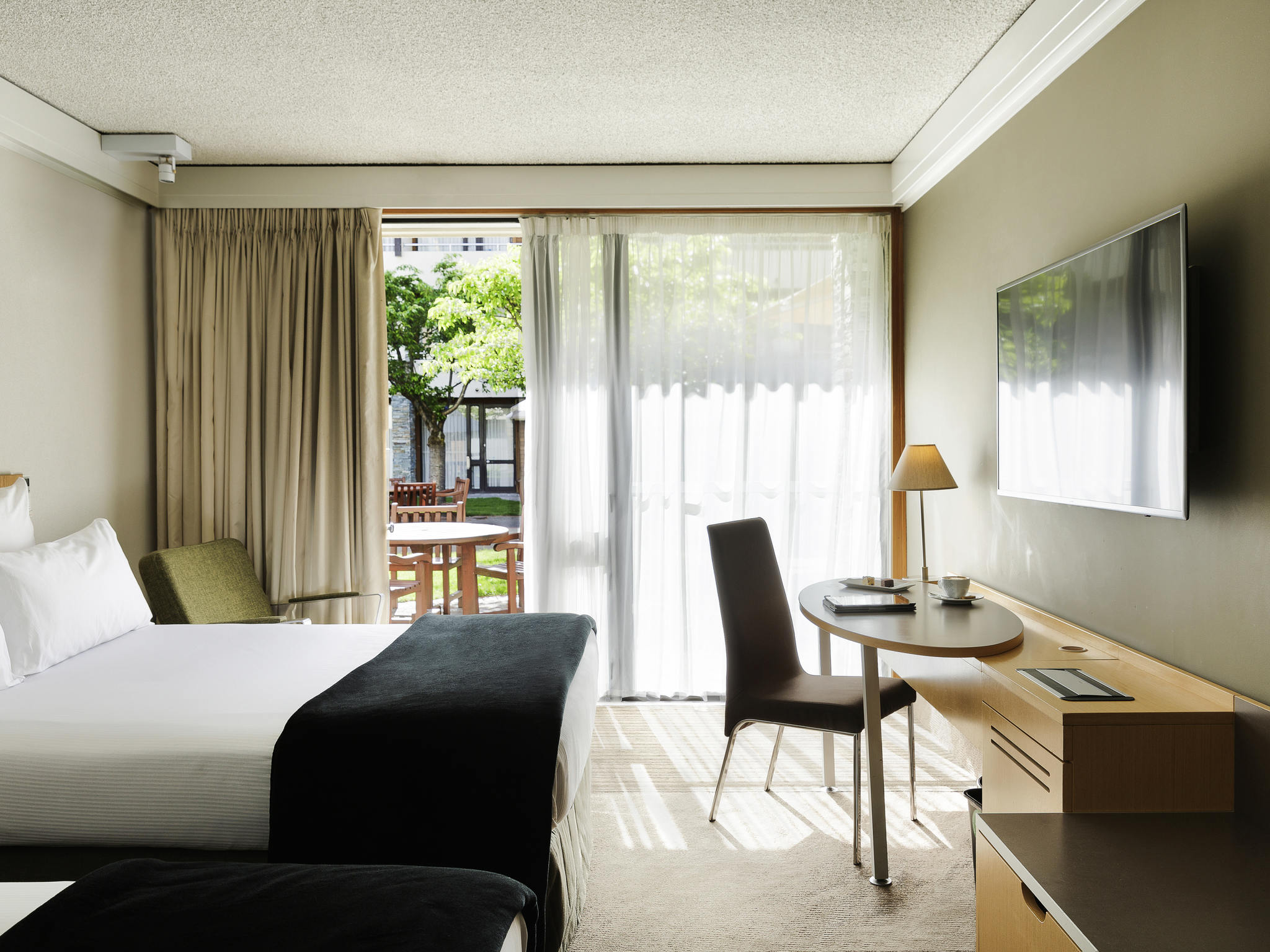 Standard King Room with Special Access Bathroom