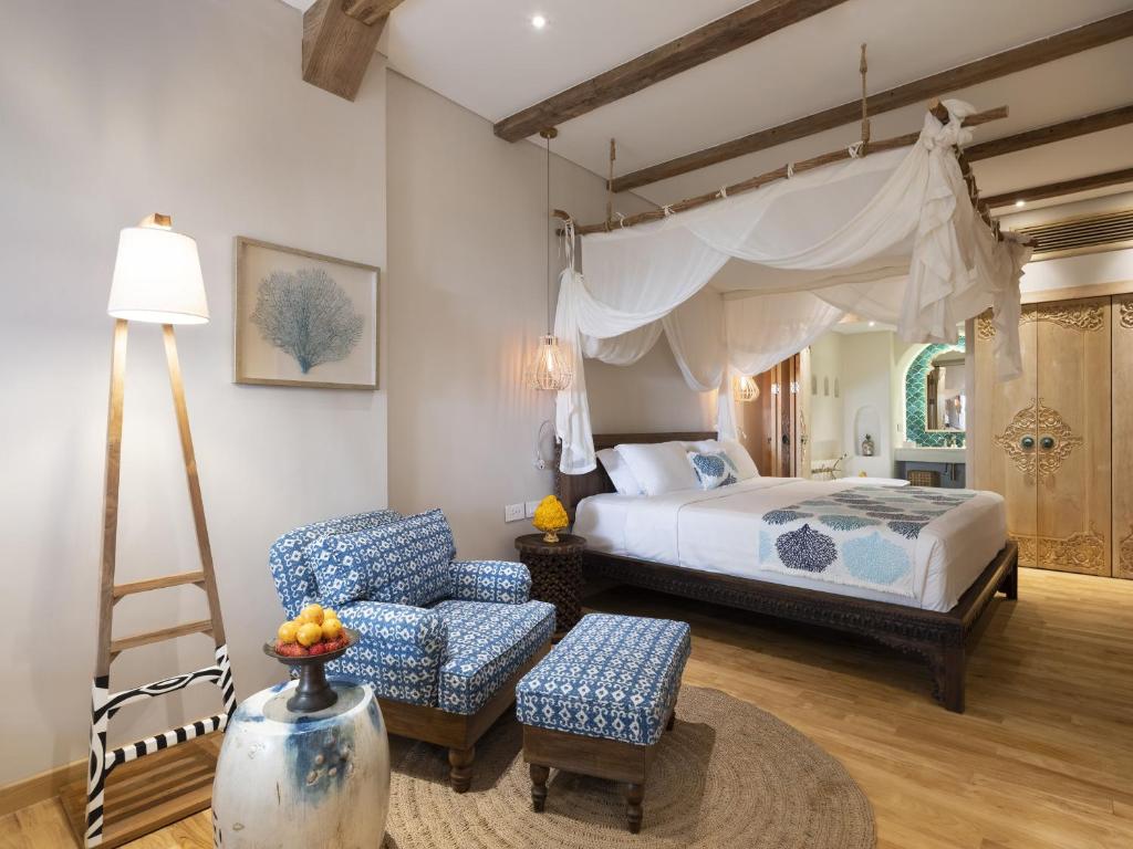 Mandira Club Suite