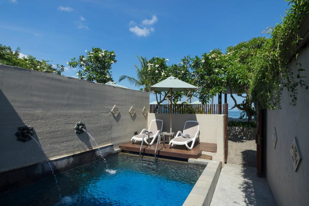 Private Pool