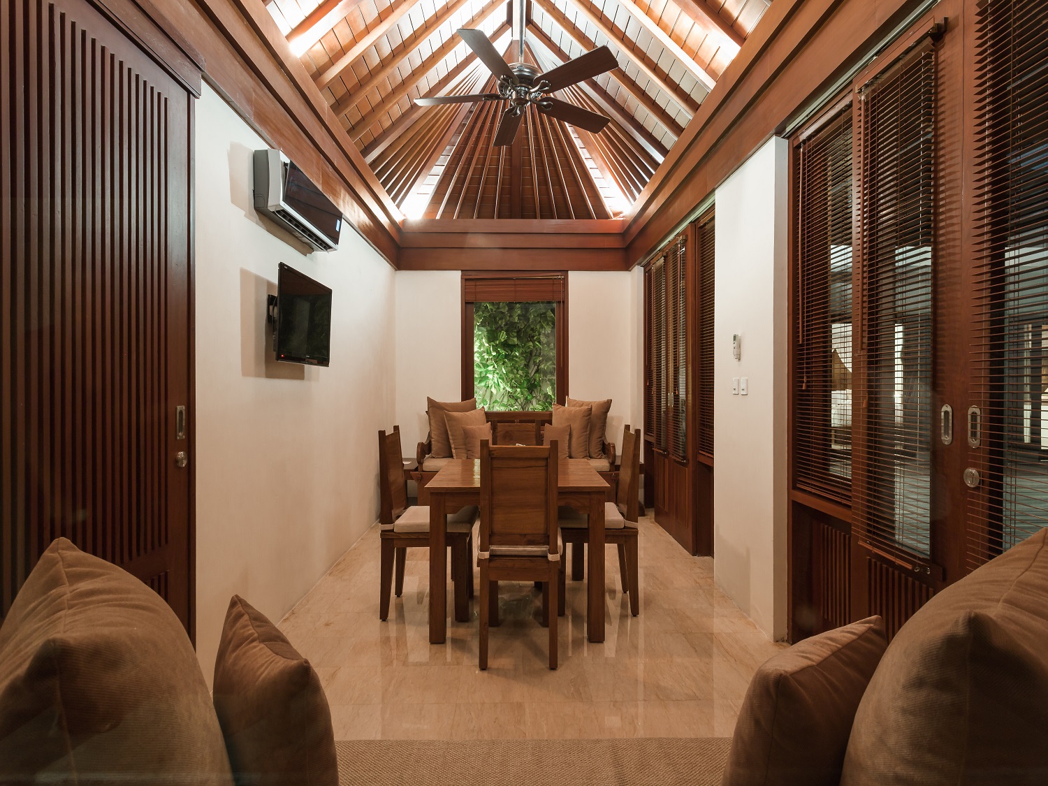 Lounge Room