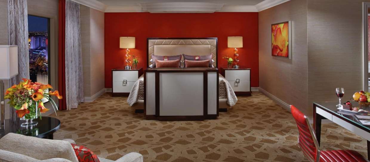 One Bedroom Lakeview Suite