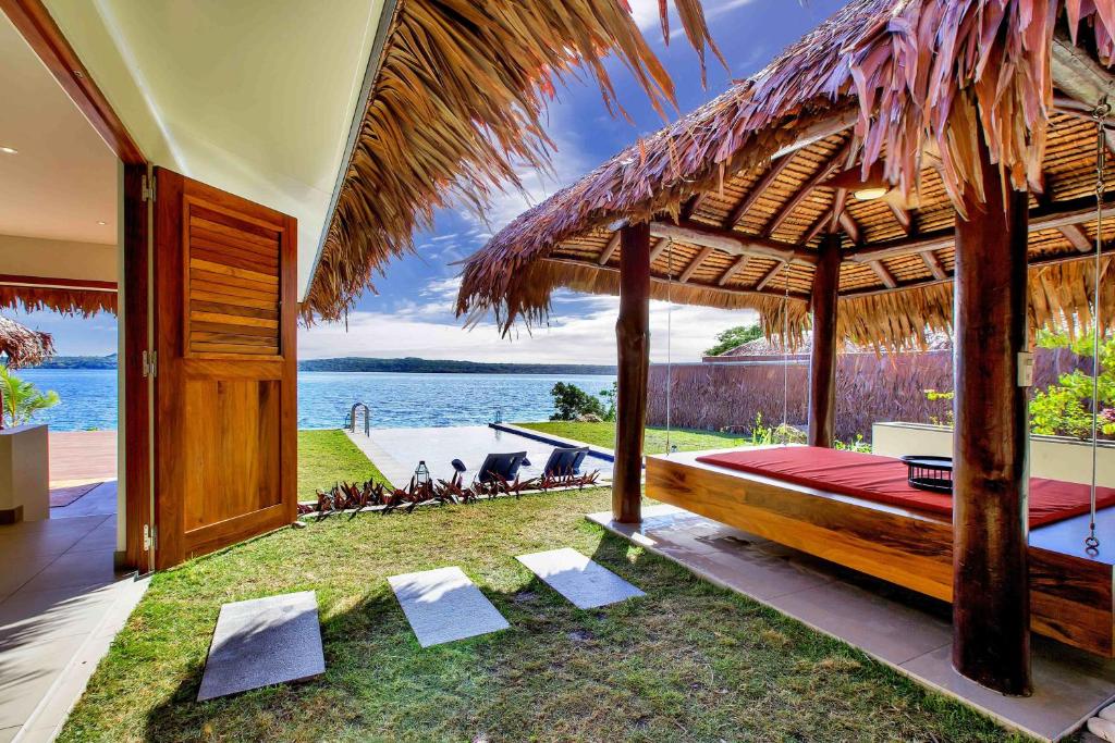 Deluxe Waterfront Villa