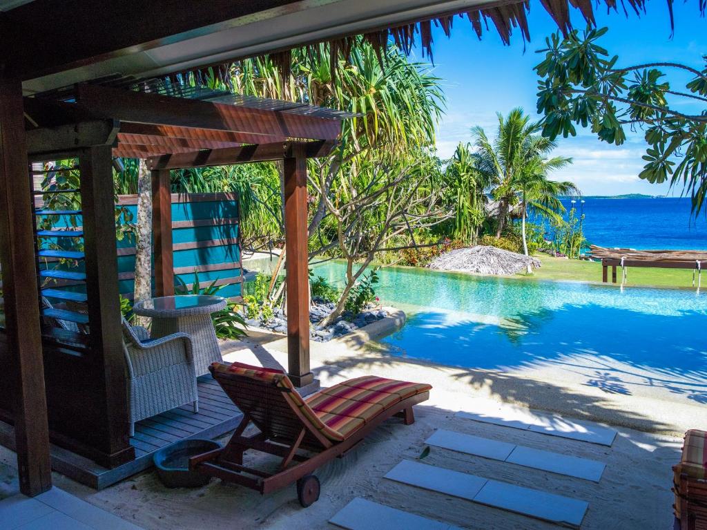 Lagoon Pool Villa