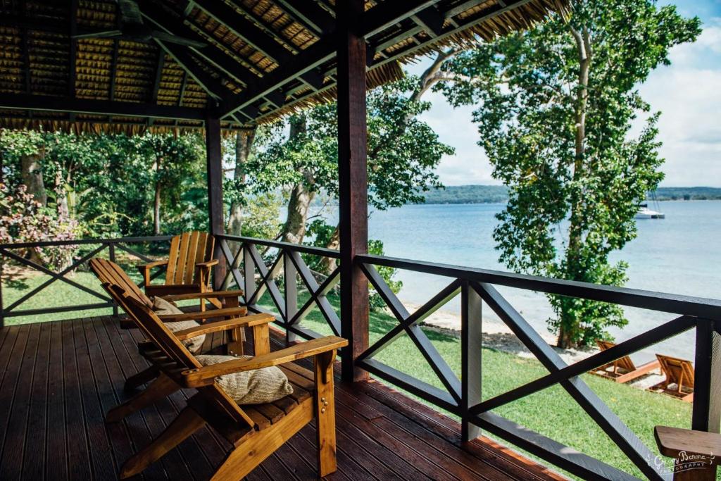 One Bedroom Beachfront