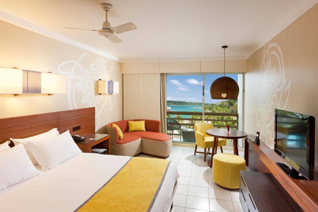 Lagoon View King Room
