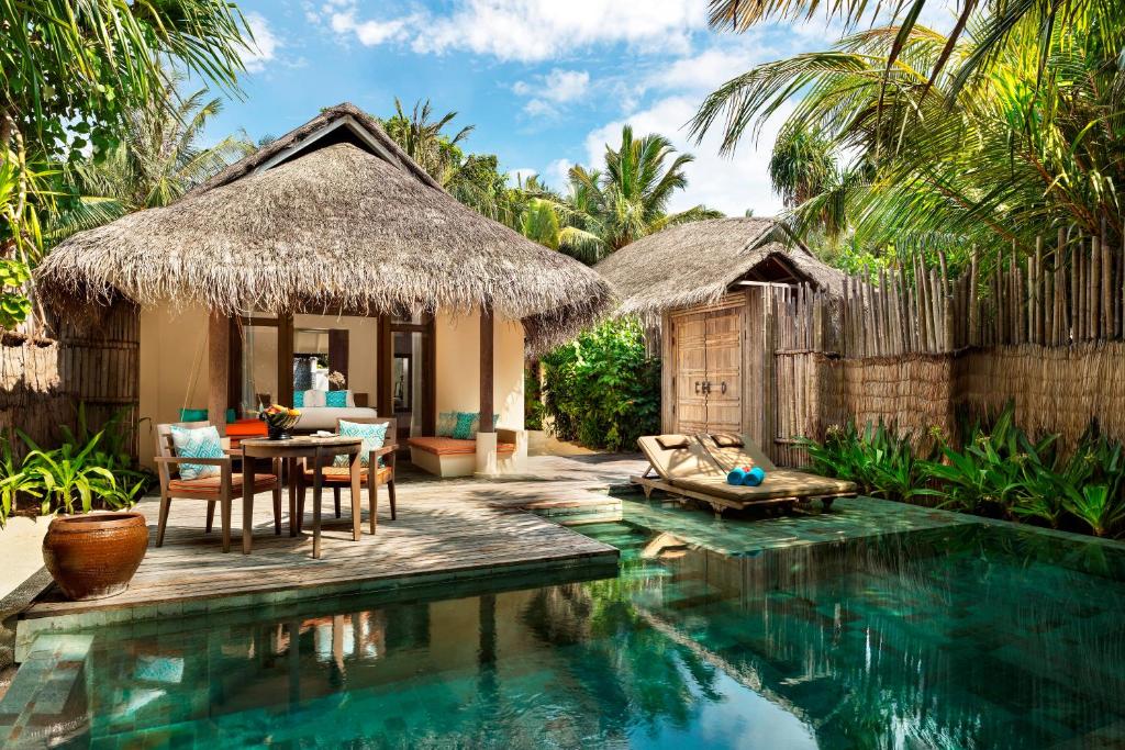 Anantara Pool Villa