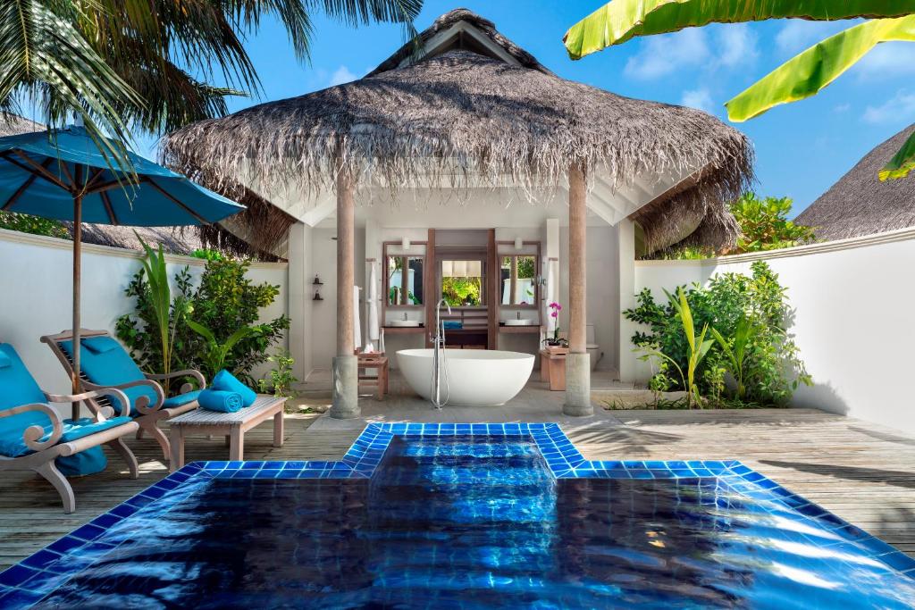 Sunset Pool Villa