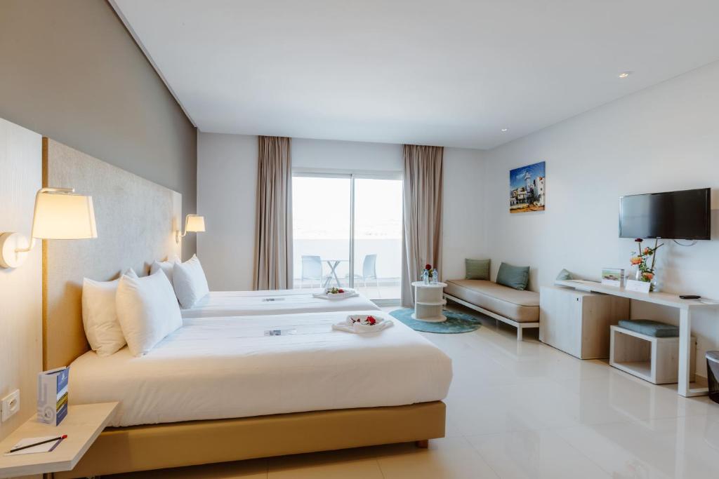 Deluxe Double Sea View Room