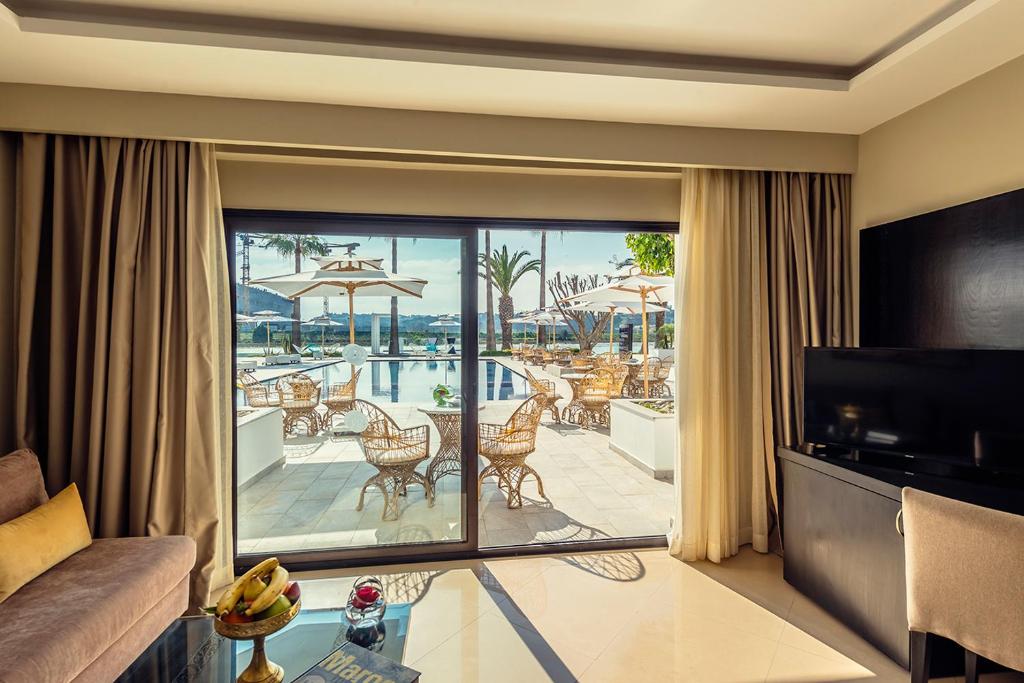 Premium Room