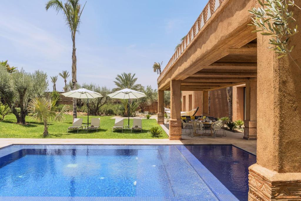 Private Pool