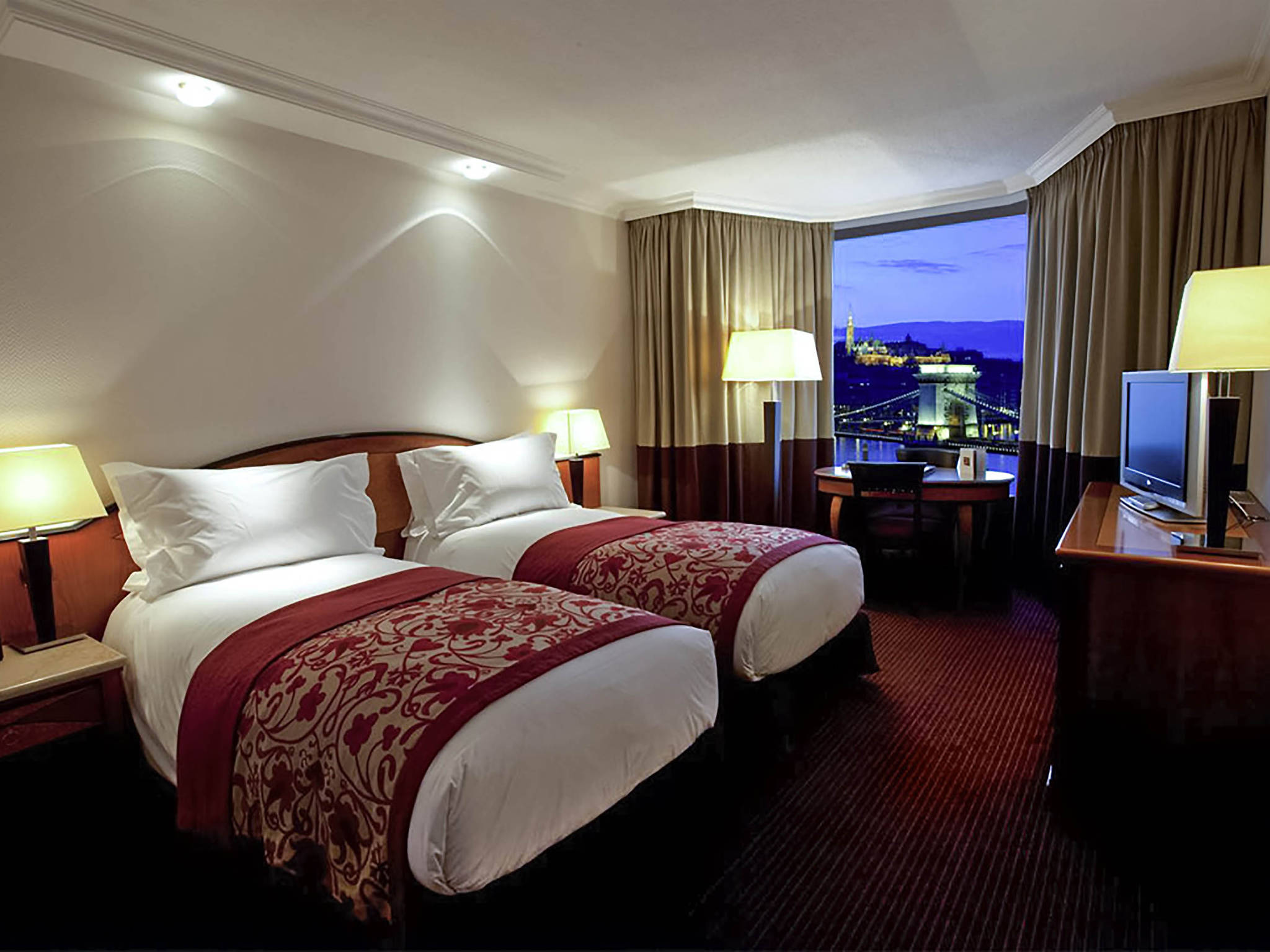 Luxury Twin Room Danube River View