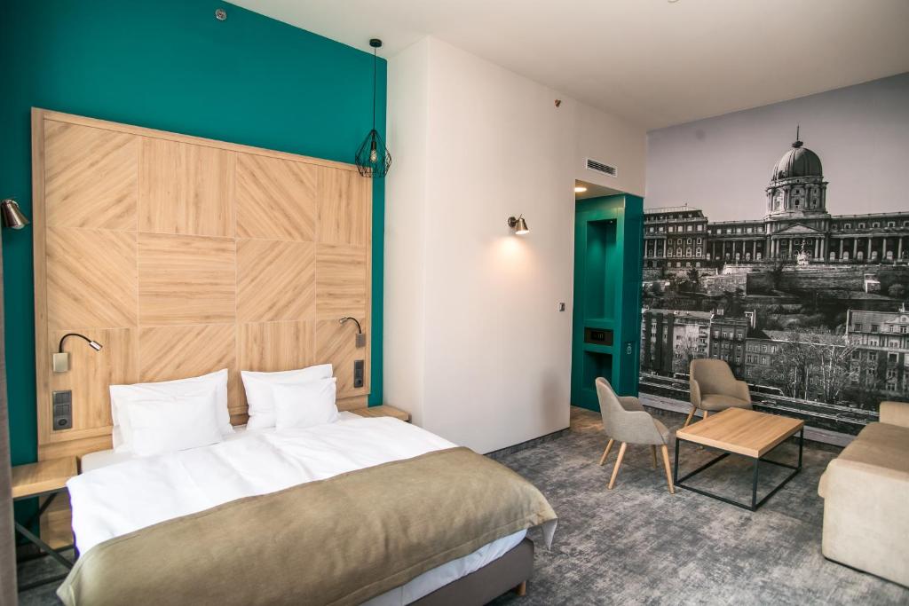 Large Double Room