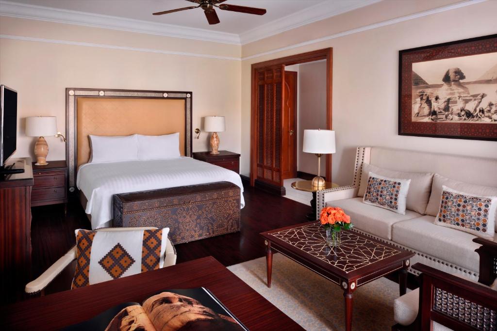Grand Deluxe King Room