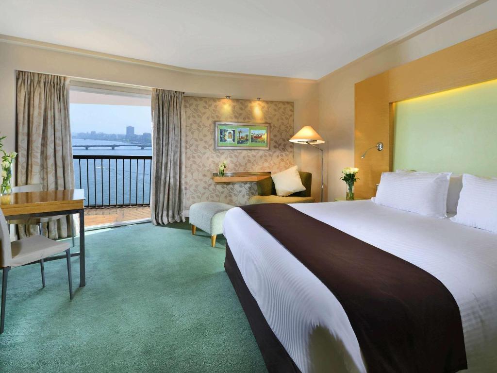 Luxury King Room Full Nile View