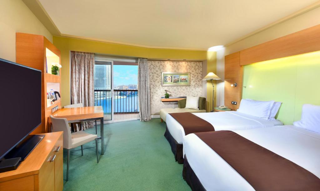 Luxury Twin Room Full Nile View