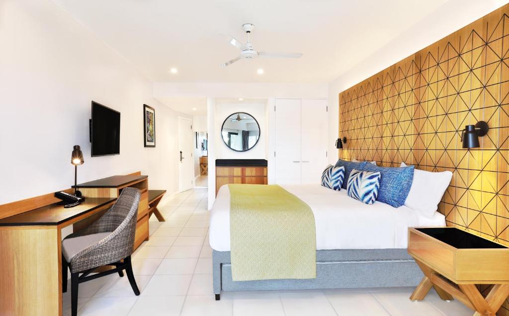 Standard Garden View Room