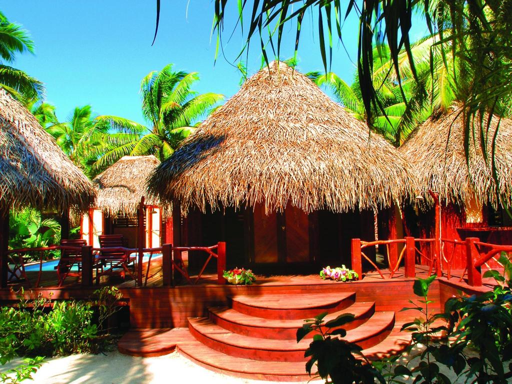 Royal Honeymoon Pool Villa
